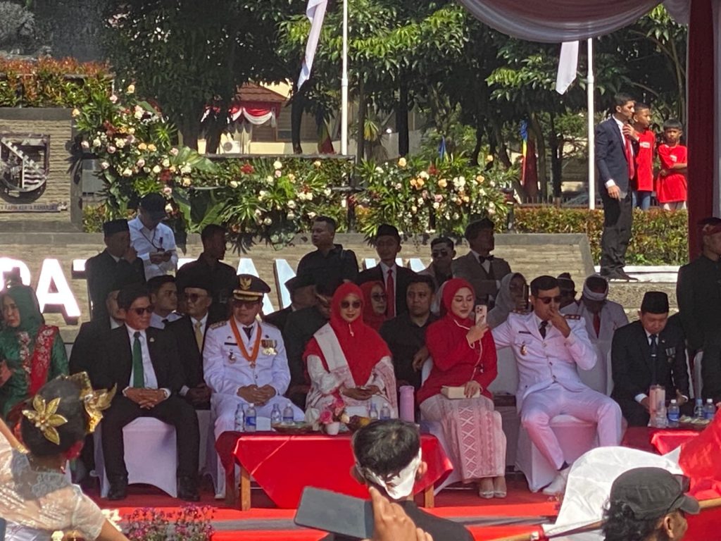 Bab1b073 166d 4de3 B3d0 253272c0a77e 1024x768